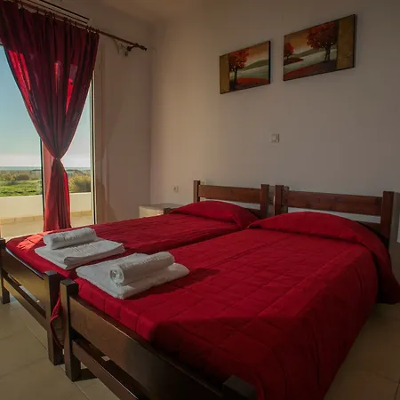 Hotel Elpidis Kokkinos Pirgos (Heraklion)