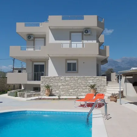Elpidis 3* Kokkinos Pirgos (Heraklion)